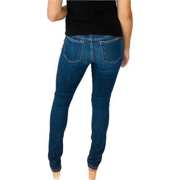 ⭐️ SOLD ⭐️ JOE’S Mid Rise Skinny Boot Cut Jeans 26 - Picture 4 of 9